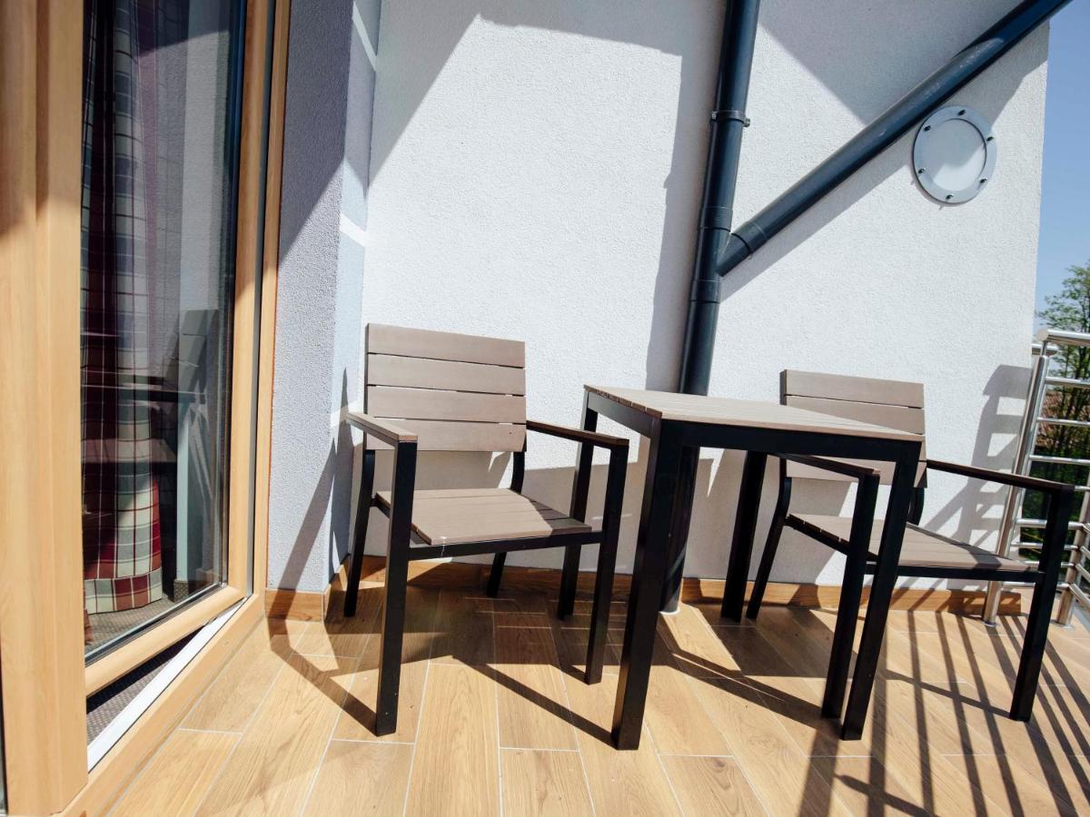 Porto Marina Hotell Krynica Morska Exteriör bild
