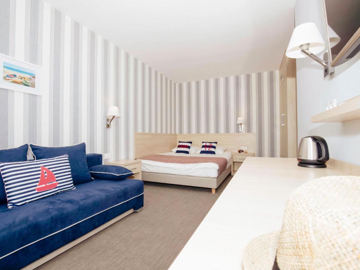 Porto Marina Hotell Krynica Morska Exteriör bild